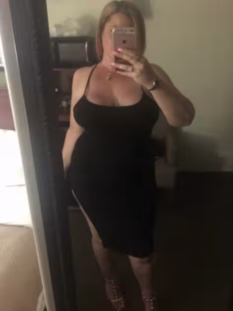 Escort/Massage Mandy / April / Amanda in Anchorage, AK