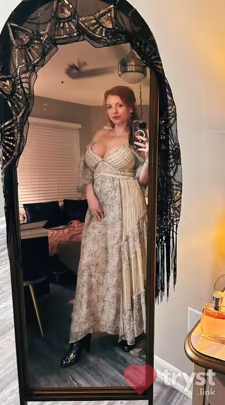 Escort Nadia Sparks / Iris Goldea in Atlanta, GA