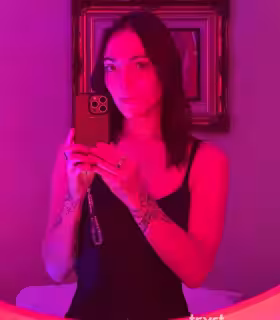 Massage/S&M Elle De La Luz in Boston, MA
