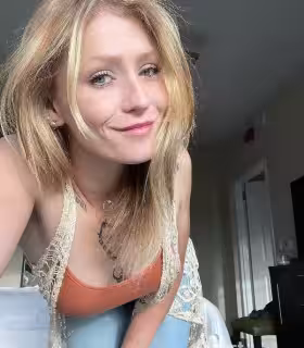 Escort Naomi in Charlotte, NC