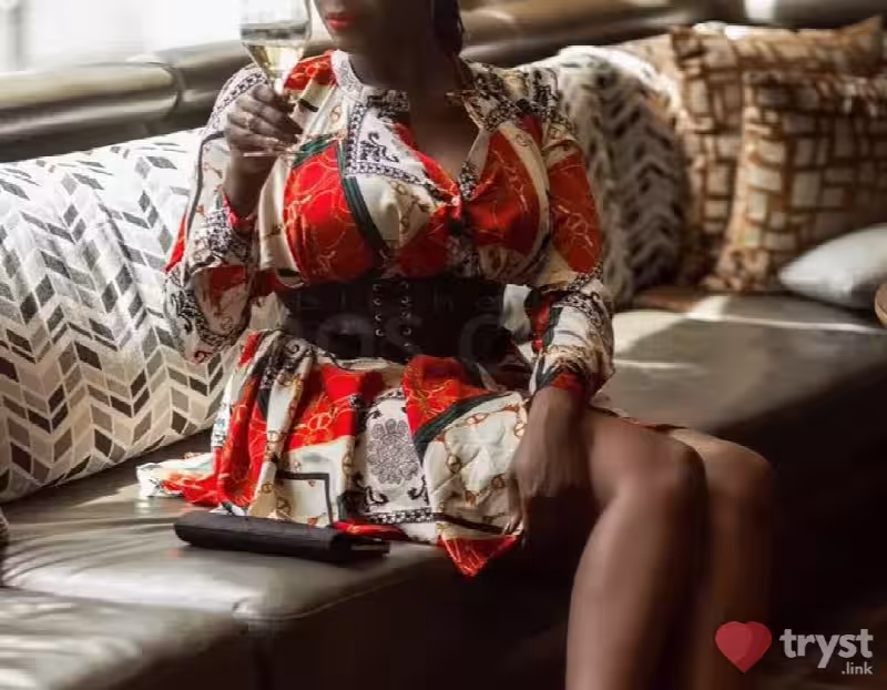 Escort Kenya Parker in Chicago, IL