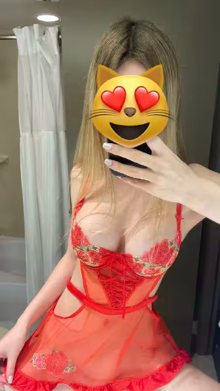 Escort Lana in Chicago, IL