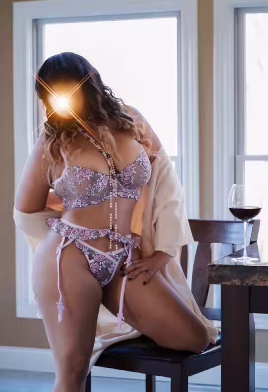 Escort/Massage/S&M Malaysia in Chicago, IL