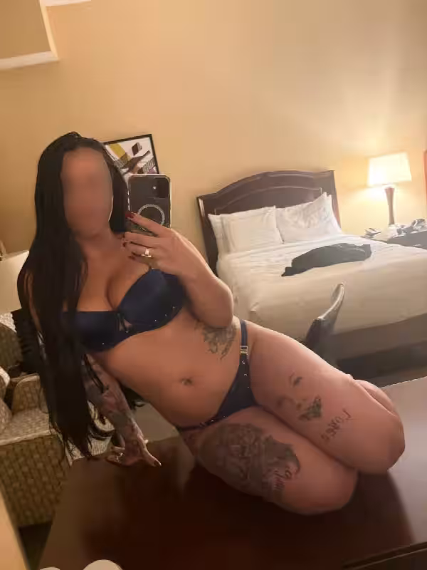 Escort Molly in Chicago, IL