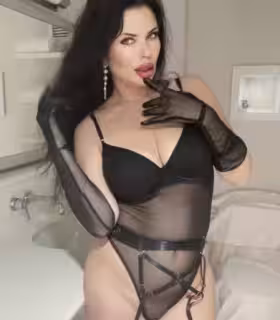 Escort Natasha in Chicago, IL