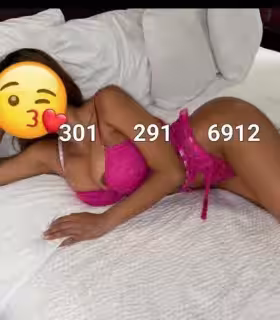 Escort Daniela in College Park, MD