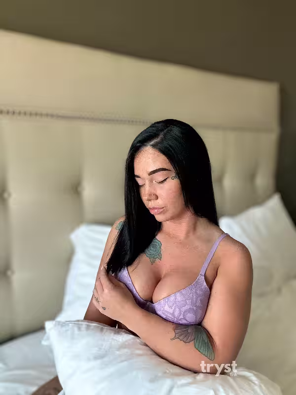 Escort Hayley in Columbus, OH