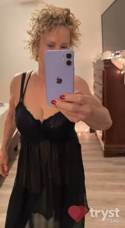 companion/Massage Teddi in Corona, CA