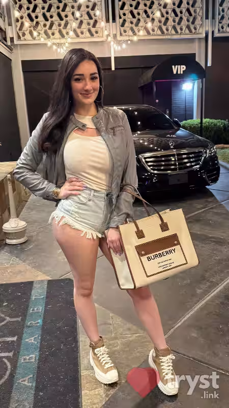Escort Kourtney in Dallas, TX