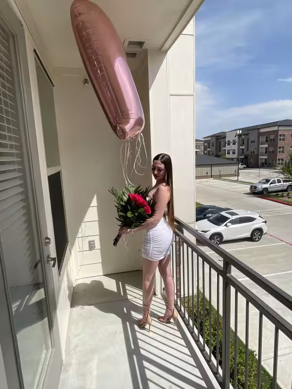 Escort Kylie Snow in Dallas, TX