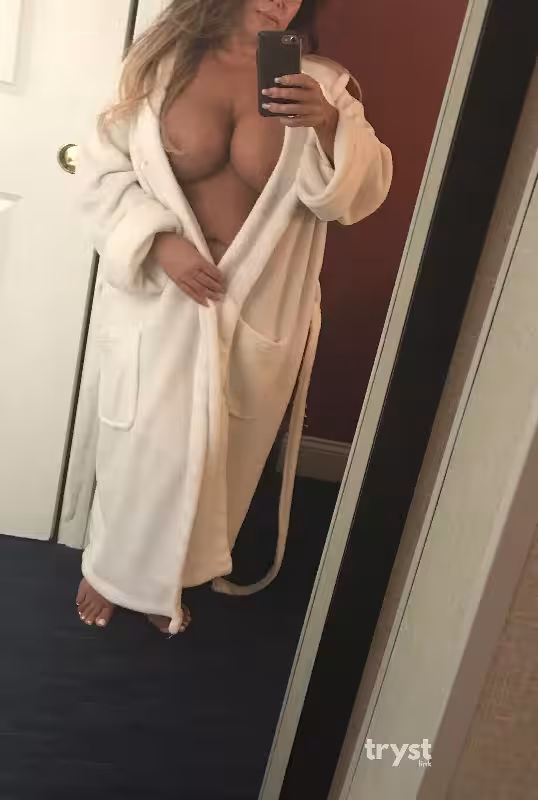 Escort Michelle France in Daytona Beach, FL