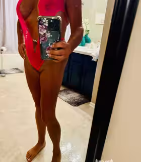 Escort AbiGail in Des Moines, IA