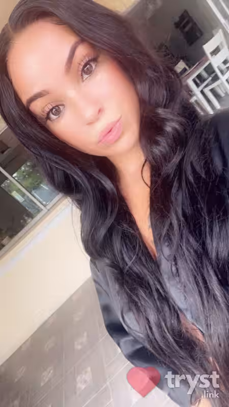 Escort Rose Gold in Des Moines, IA