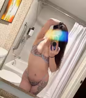 Escort Elaina Faye / Cassie Eden in Edison, NJ