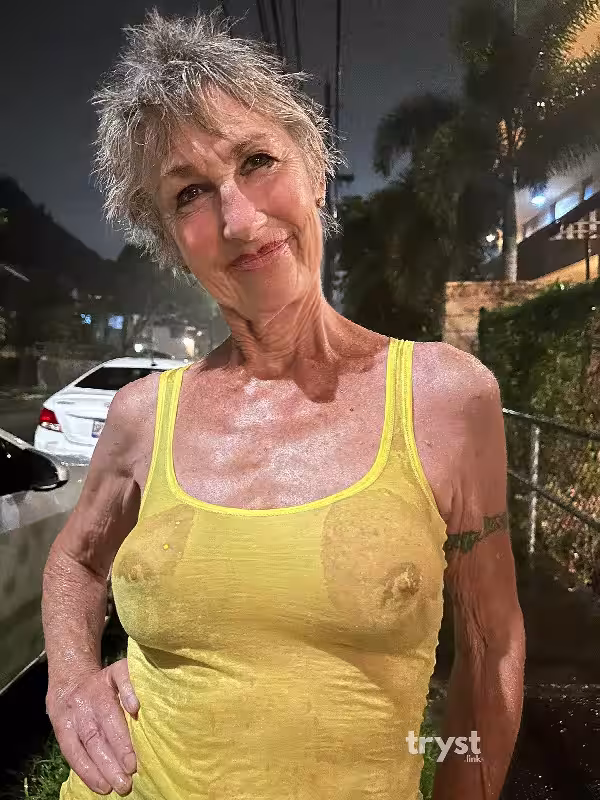 Escort KaLa in Honolulu - Waikiki, HI