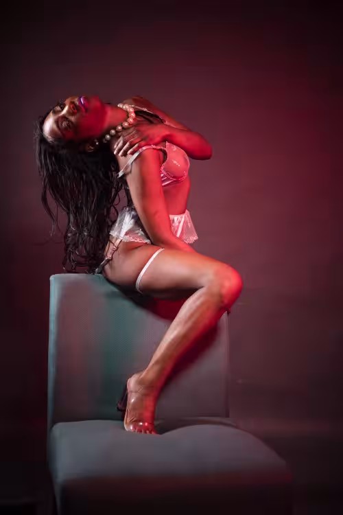 Escort Bre in Indianapolis, IN