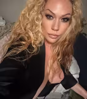 Escort Kat Riley in Kansas City, MO