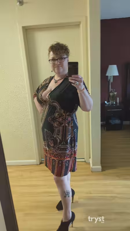 Escort/Massage Luanna Moon in Knoxville, TN