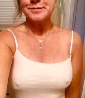 Escort Kelly in Lancaster, PA