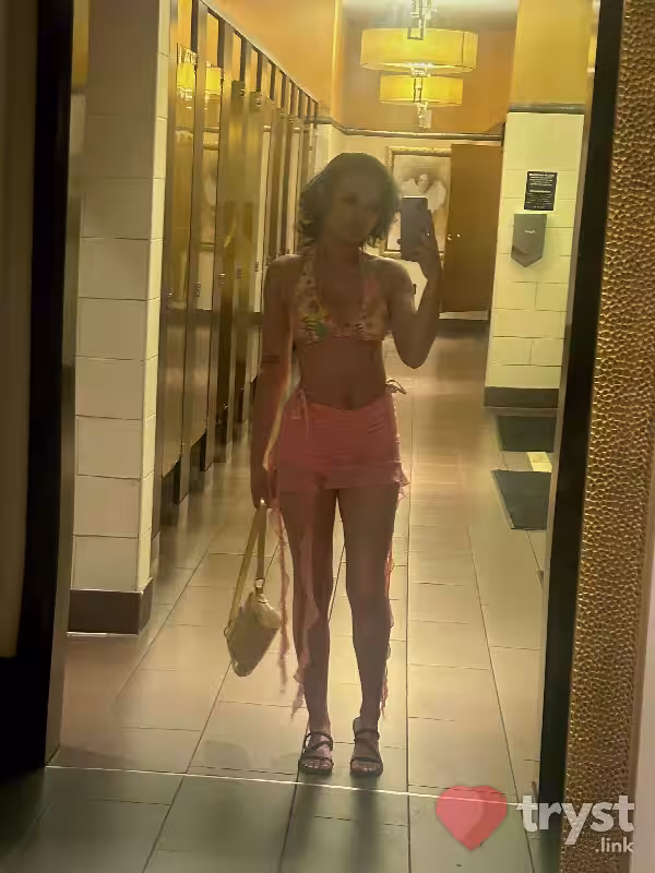 Escort Vivian Love in Las Vegas, NV