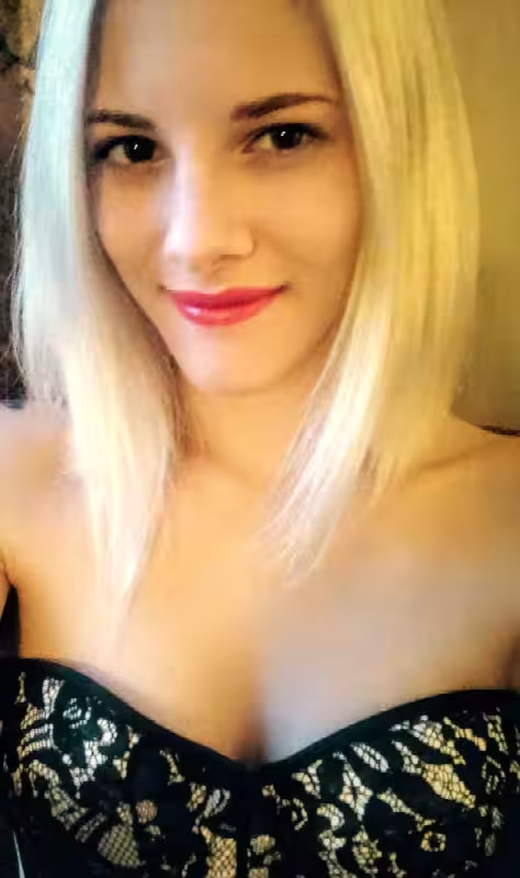 Escort Minnie in Long Island, NY