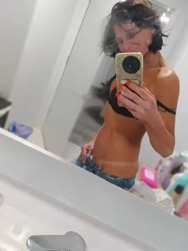 Escort/Massage Carrie in Louisville, KY