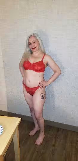 Escort Carla Newbetter in Madison, WI