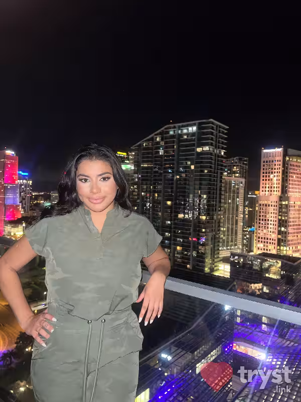 Escort Aly Rosa in Miami Beach, FL