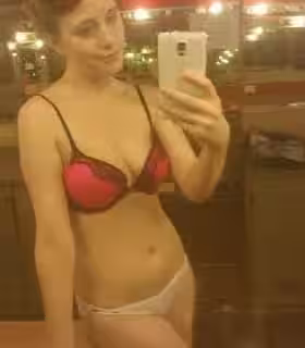 Escort Leah in Milwaukee, WI