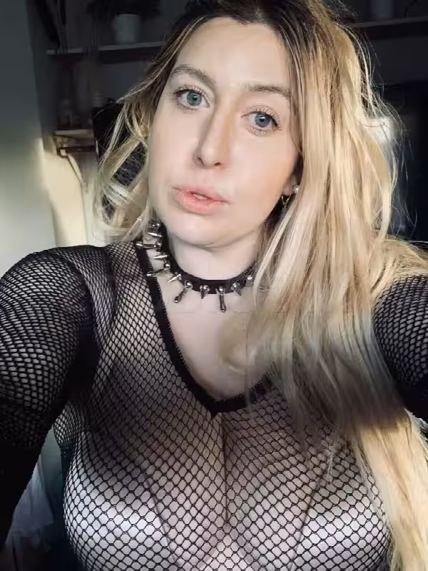 companion Mona Capone / Bianca Bliss in Minneapolis, MN