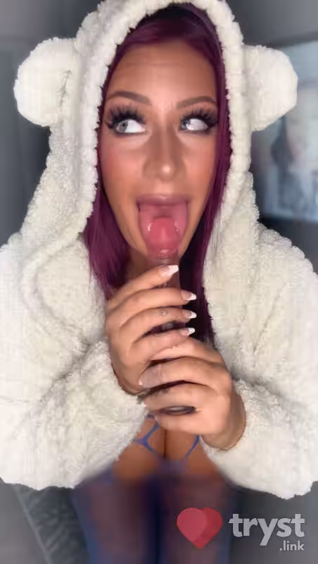 Escort Olivia Foxx in Minneapolis, MN