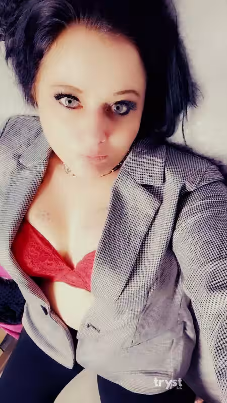 Escort Sabrina in Minneapolis, MN