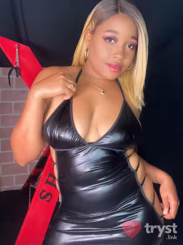 companion/Massage/S&M Nina Rivera in Morgantown, WV