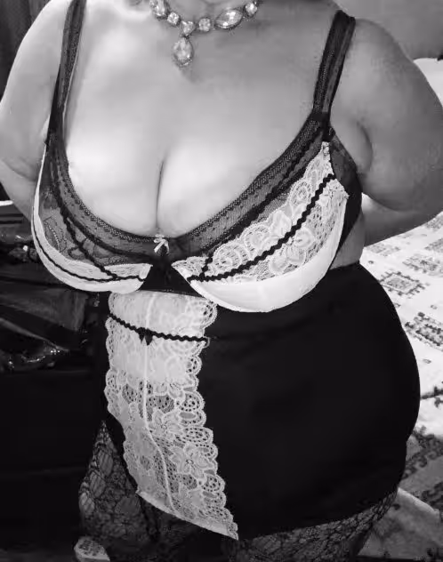 Escort/S&M Mistress Dalila / Lila in Newburgh, NY