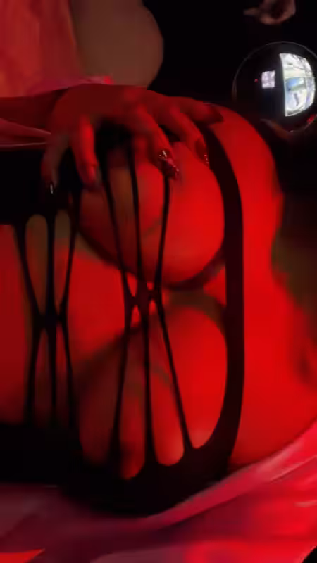 Escort Selma Sins in North Hollywood, CA