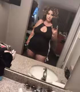 Escort Nikki in Phoenix, AZ