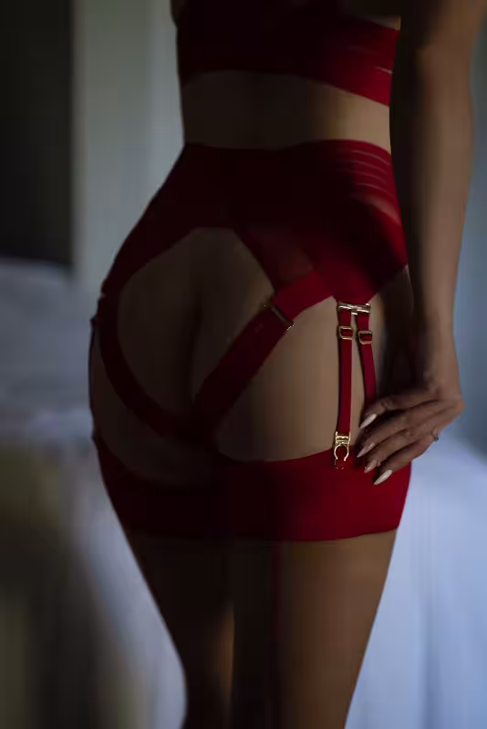 Escort Nova Faye / Violet Adams / Ava Collins in Phoenix, AZ