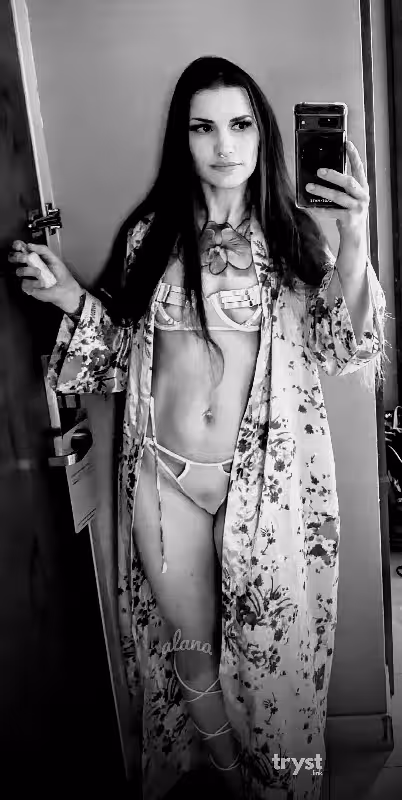 Escort/Massage/S&M Alana Daire / Lana in Pittsburgh, PA
