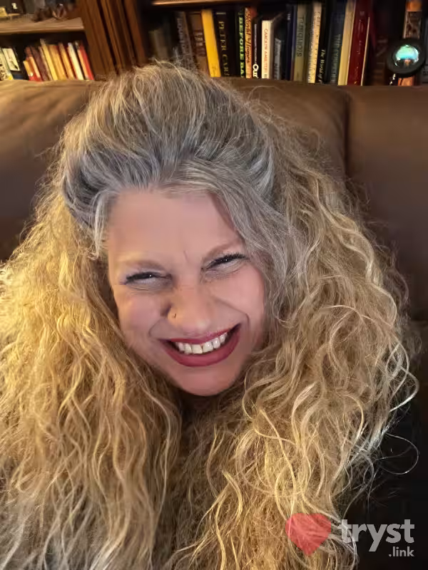 Escort Cynthia / Ashley in San Antonio, TX