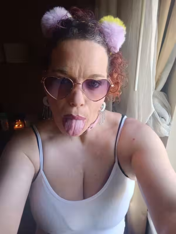 Escort/Massage Dixie in Schaumburg, IL