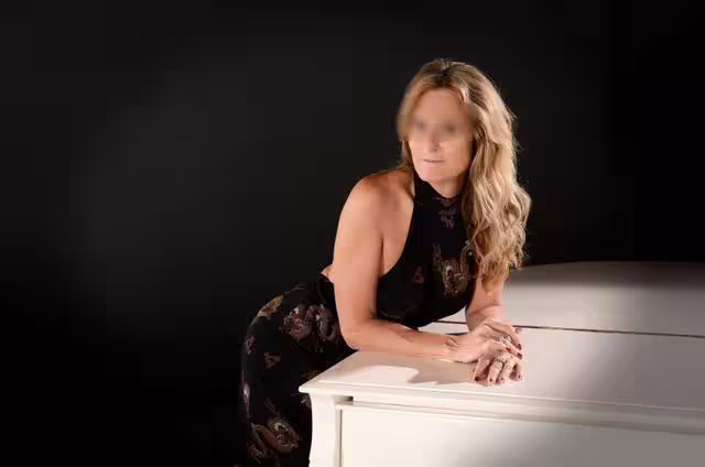Escort/Massage/S&M Val / Frenchie in Scottsdale, AZ