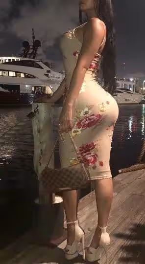 Escort Paulina in Tampa, FL