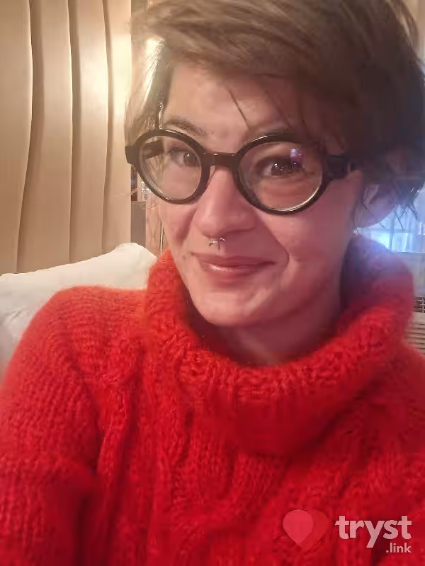 Escort Ellie Lambert in Trenton, NJ