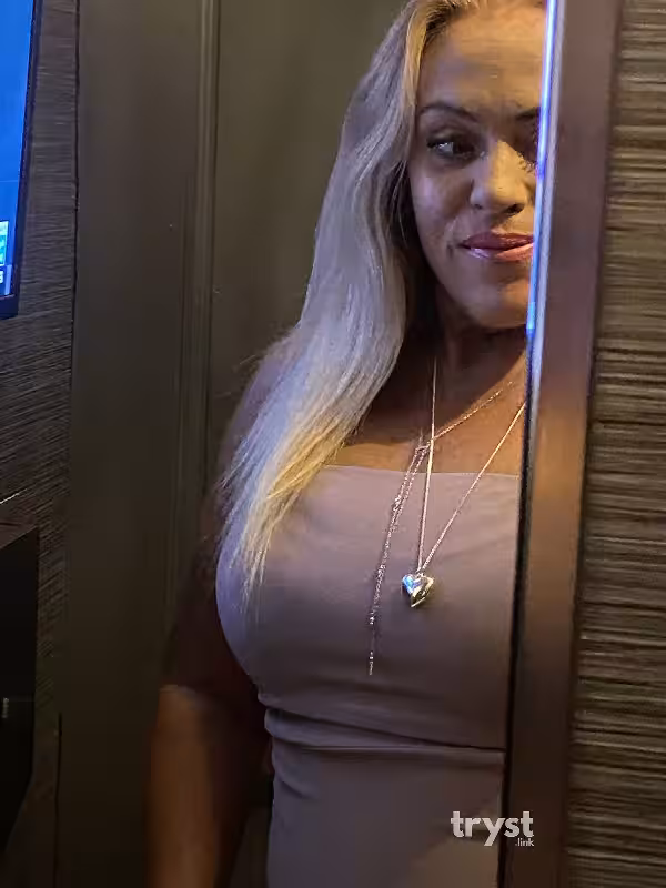 Escort/Massage Heather in West Palm Beach, FL