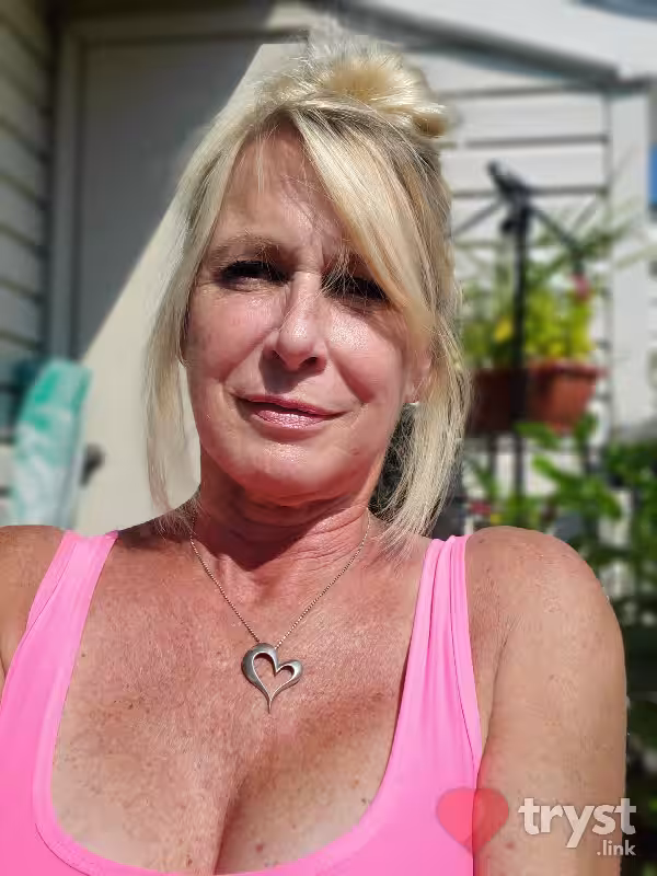 Escort/Massage Christine Summers in Wilmington, NC