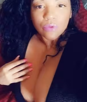 Farrah – Minneapolis – Massage Massage - Minneapolis - Farrah
