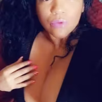 Farrah – Minneapolis – Massage Massage - Minneapolis - Farrah