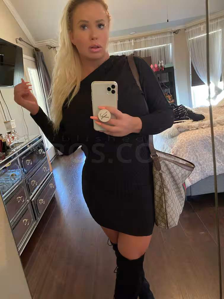 Houston - Escort - Ashley Anders