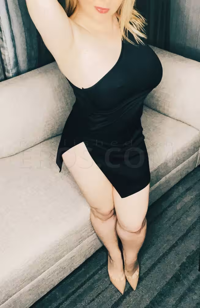 Escort - Carina Dream - Chicago