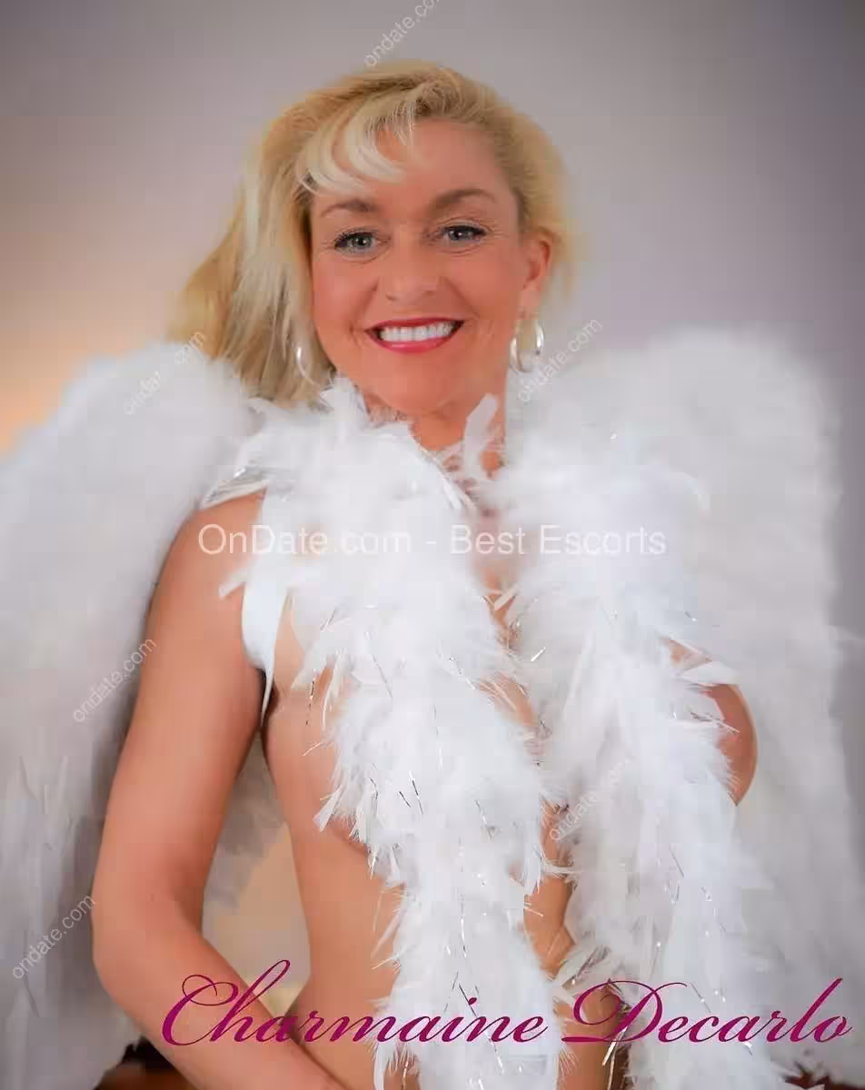 Cleveland - Charmaine Decarlo - Escort
